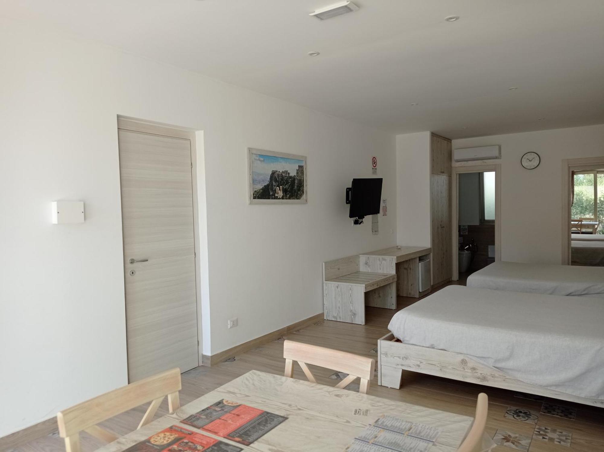 Sicily Rooms Appartamenti Carini Δωμάτιο φωτογραφία